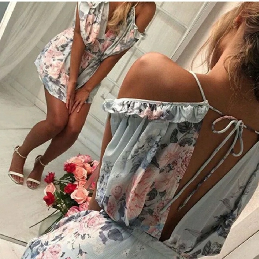 *HP* NEW V-Neck Ruffle Floral Romper - Picture 2 of 7